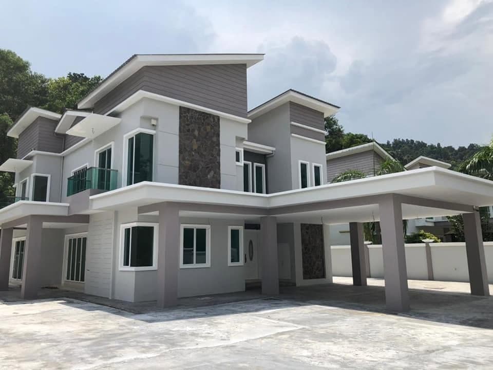 Bungalow with Spacious Grounds, Meru Hill